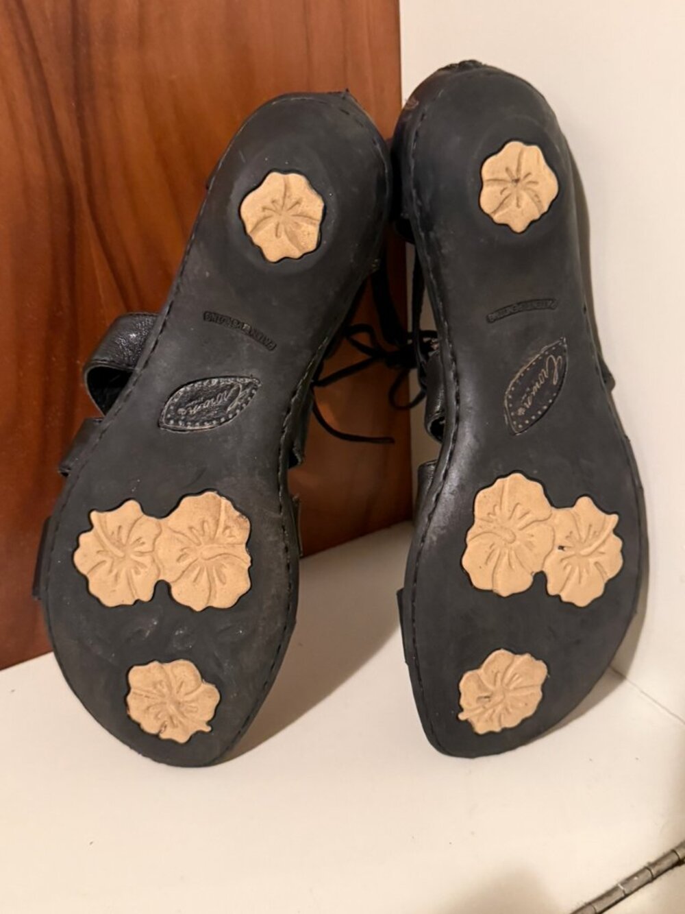 Gladiator Sandals: Crown by Born. Cute, strappy flats with zip-up backs. - Picture 3 of 7